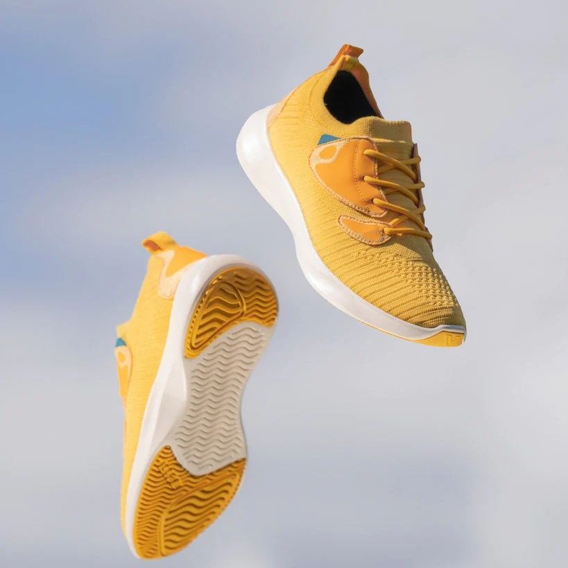 Vessi Everyday Move Limited Edition Men's Shoes Yellow | 936-FLWDYS