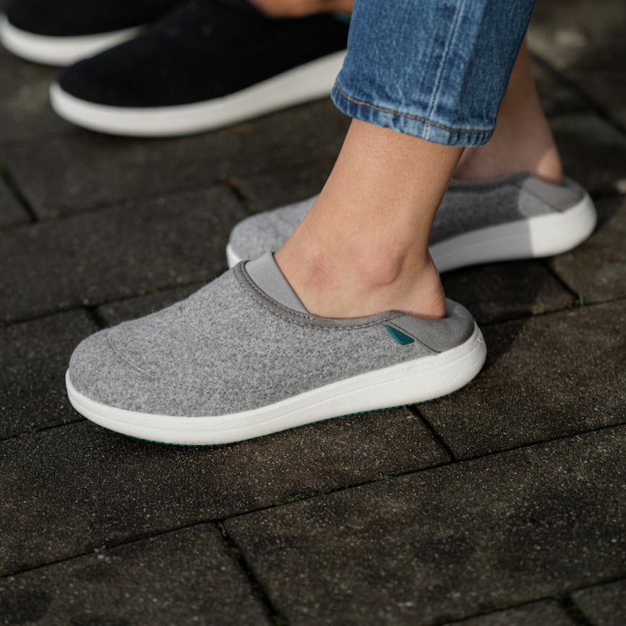 Vessi Sunday Originals Women's Slippers Grey | 986-PGKIZC