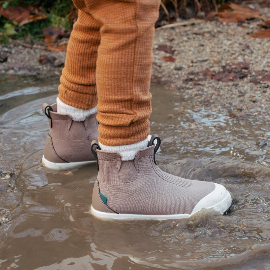 Vessi Weekend Originals Kids' Chelsea Boots Brown | 148-CSKRMX